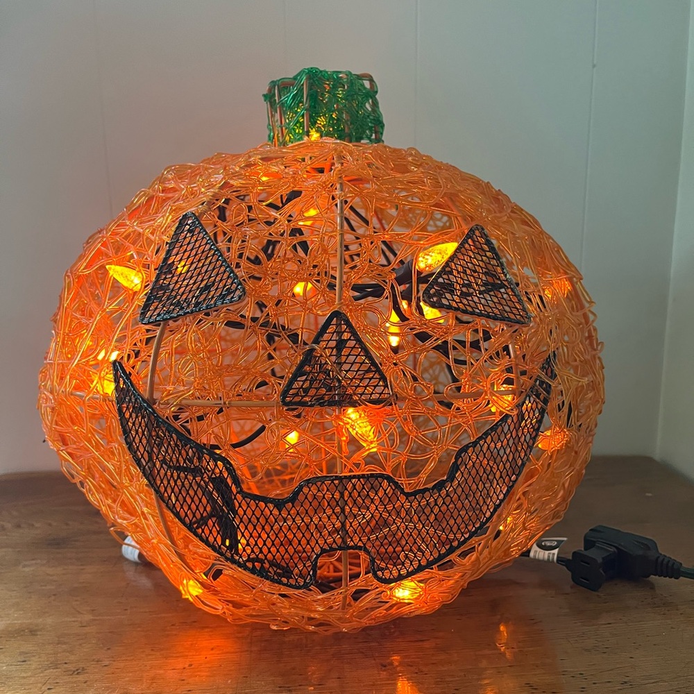 Vintage Light-Up Halloween spun spaghetti lucite Pumpkin Decoration